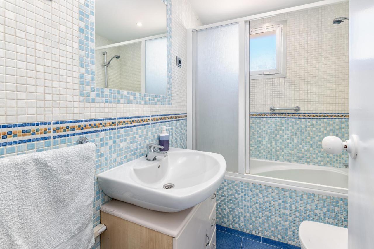 Amazing Sea View Apartment And Relax Area Рінкон-де-ла-Вікторія Екстер'єр фото