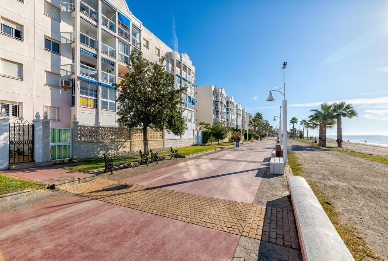 Amazing Sea View Apartment And Relax Area Рінкон-де-ла-Вікторія Екстер'єр фото